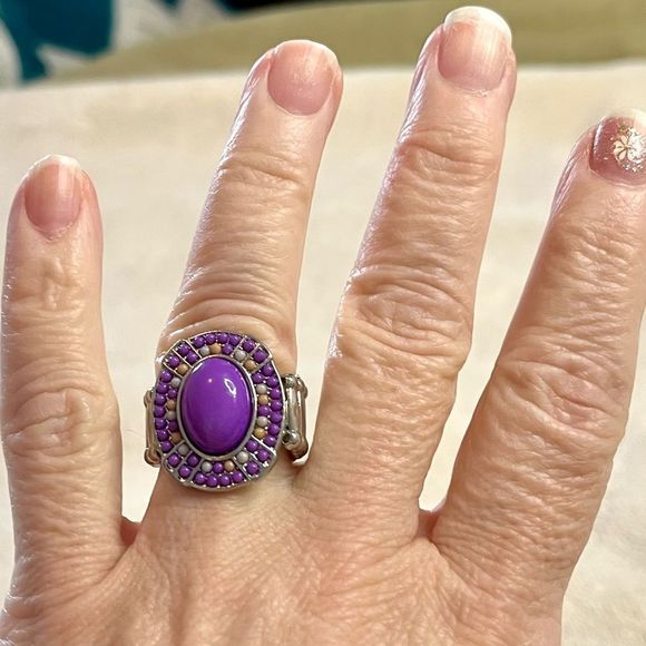 Purple elastic silver tone ring - Picture 4 of 8